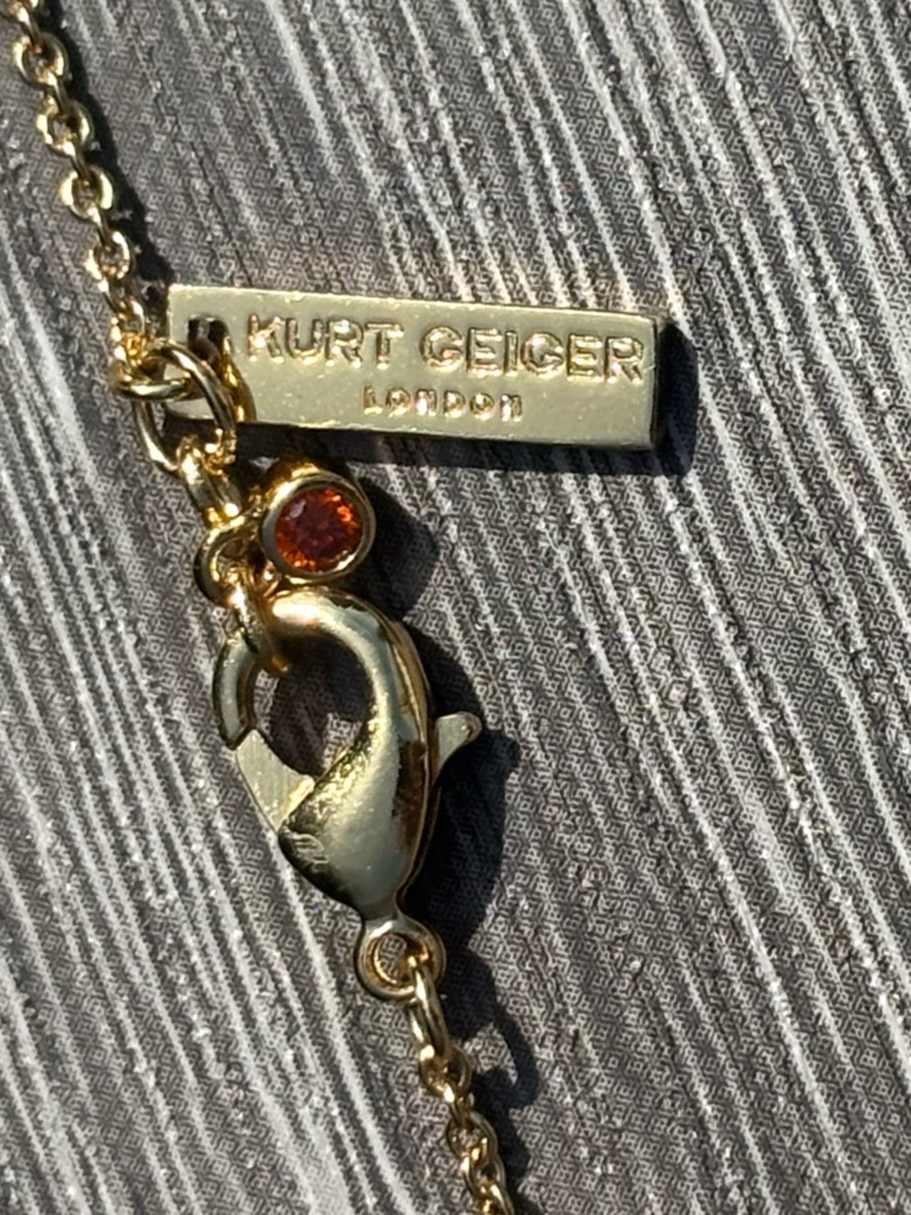 Kurt Geiger Rainbow Mix Necklace NWOT - Picture 7 of 14